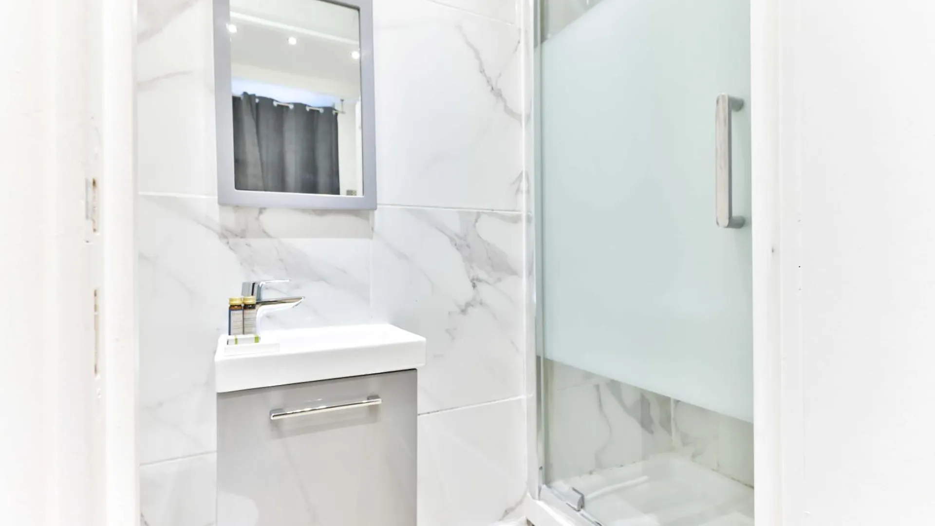 Studio In The Heart Of Nation Charonne Paris